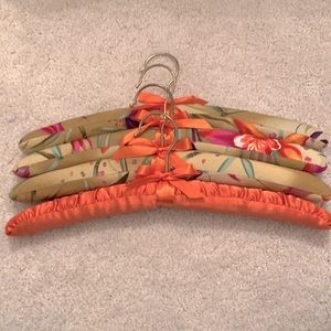 Tropical Print Padded Hanger Set